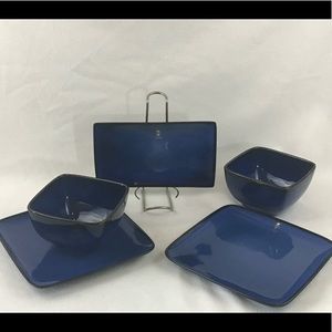 Oriental style blue dinner plates and bowls